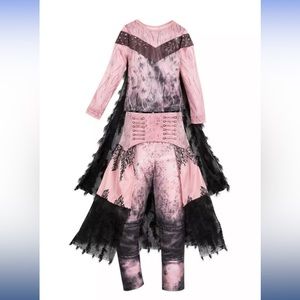 Disney Audrey’s descendants 3 costume used. Great condition.